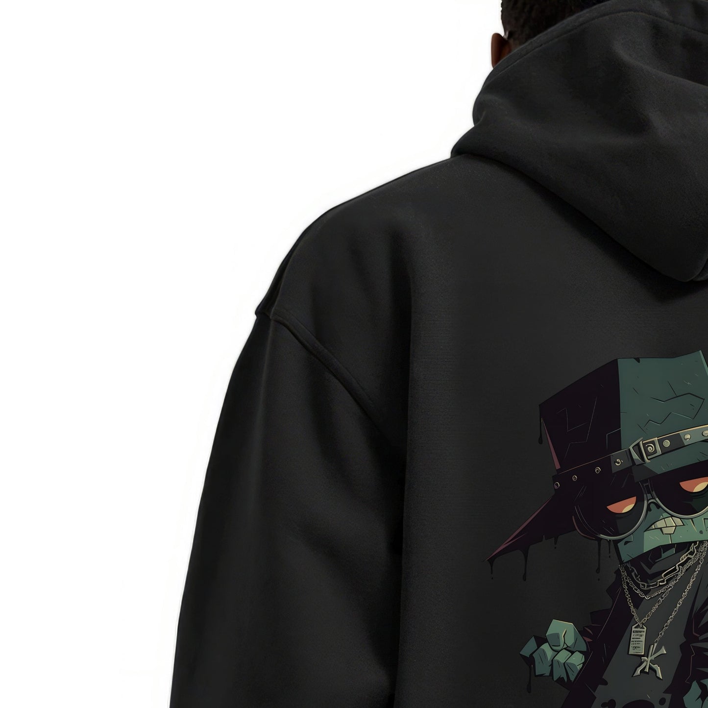 HOODIE MODEL CLOSEUP