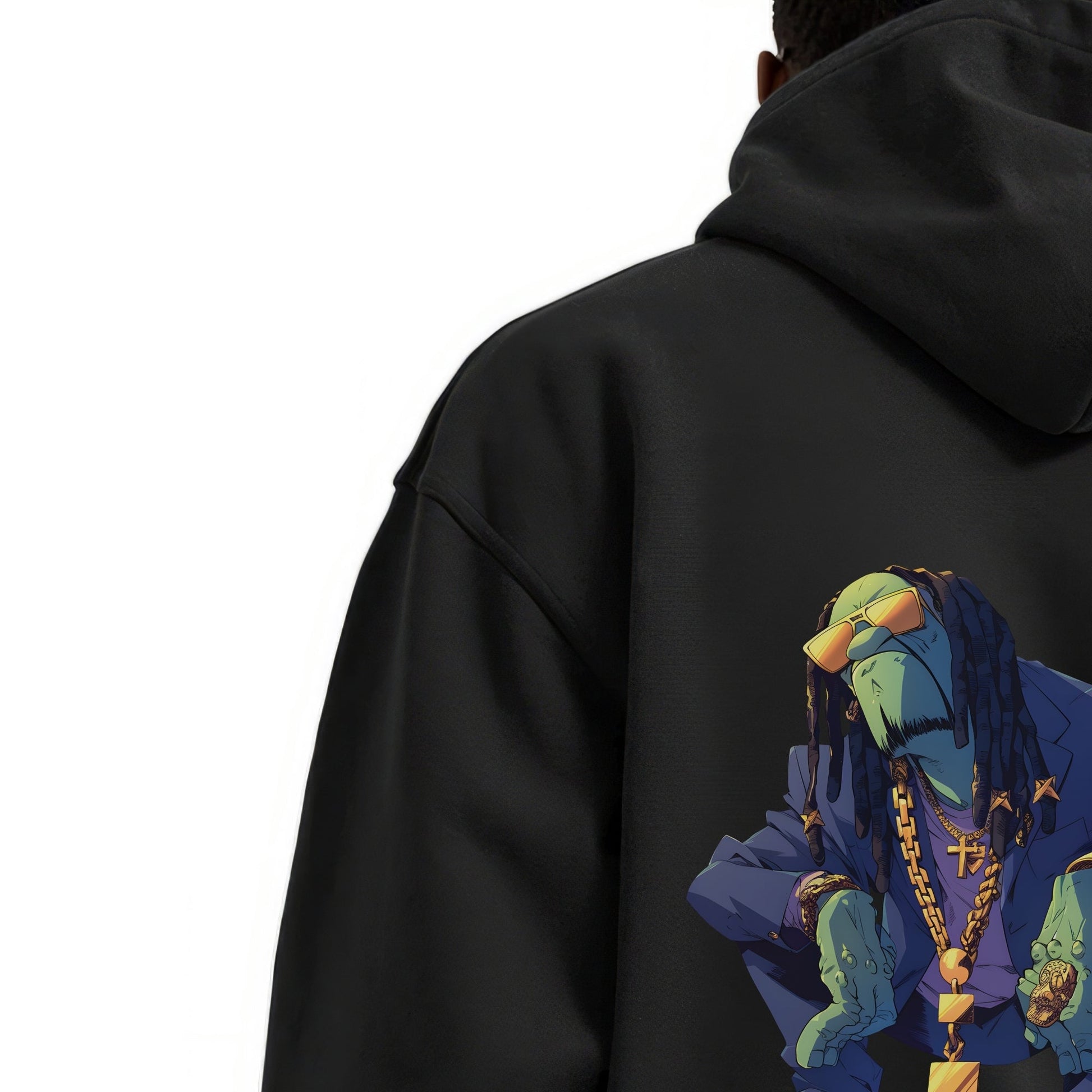 HOODIE MODEL CLOSEUP